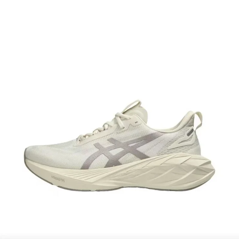Asics Novablast 4