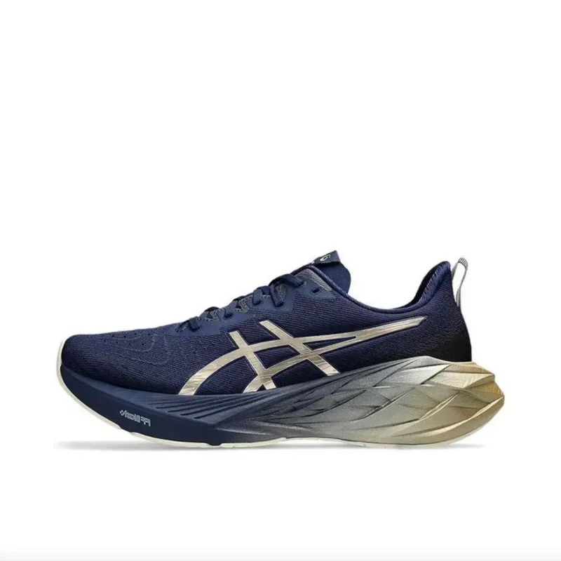 Asics Novablast 4