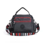 Bolso mediano de nylon